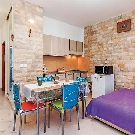 One-bedroom In Privlaka Apartment *