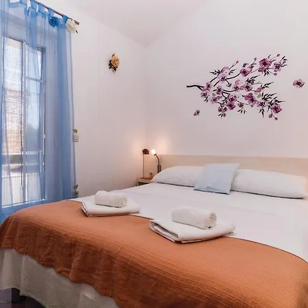 One-bedroom In Privlaka *